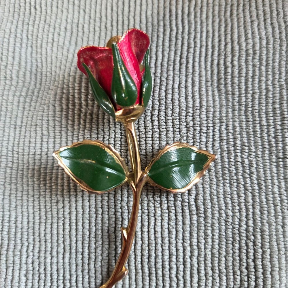 Vintage rose brooch